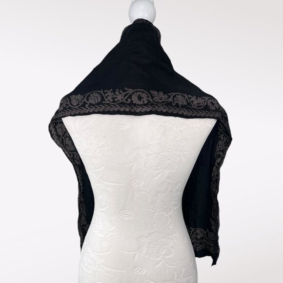 Liz Claiborne Vintage Silk Scarf Black Gray Floral Border 80s 90s Elegant Wrap - Picture 5 of 9